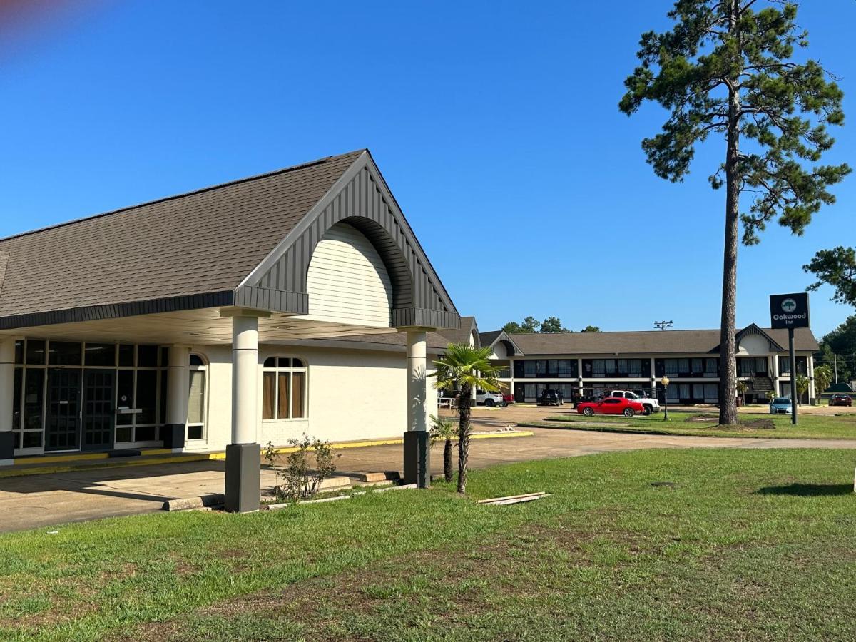 Oakwood Inn Oakdale Bagian luar foto